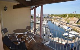 Appartement duplex 3 terrasses sur la plage et le port